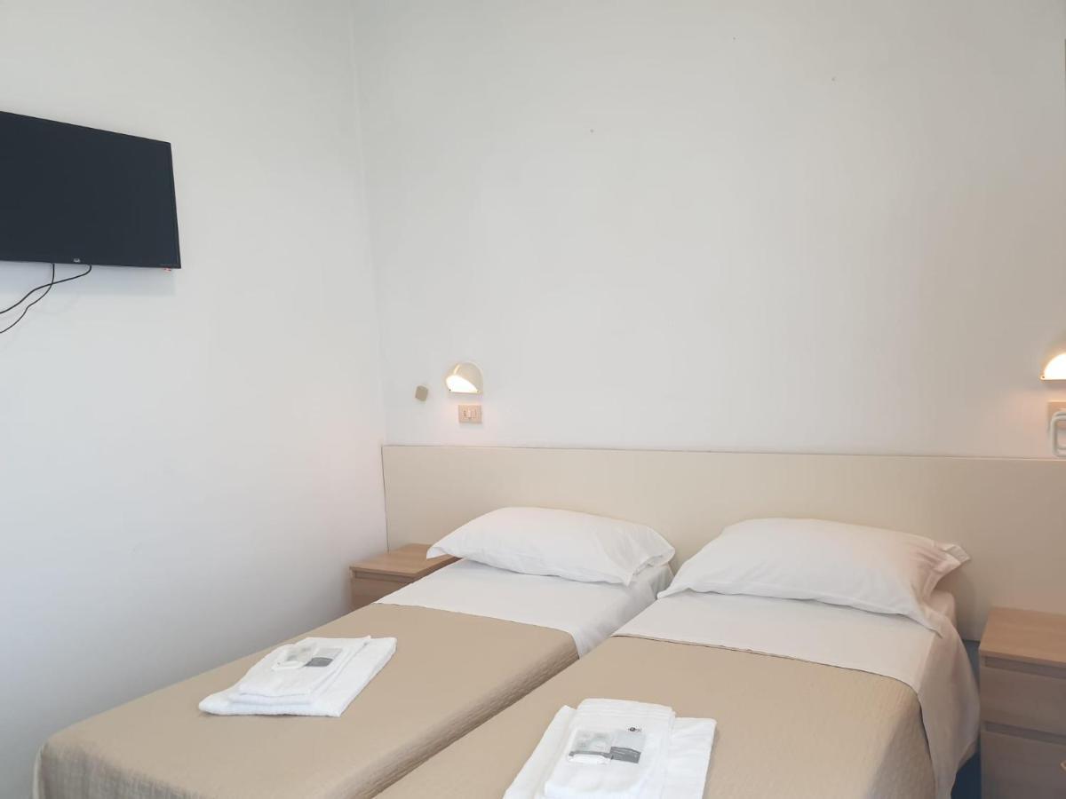 Hotel Baden Baden Rimini Eksteriør bilde