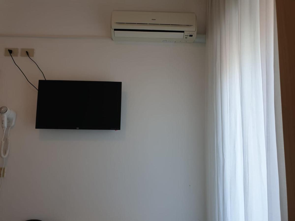 Hotel Baden Baden Rimini Eksteriør bilde