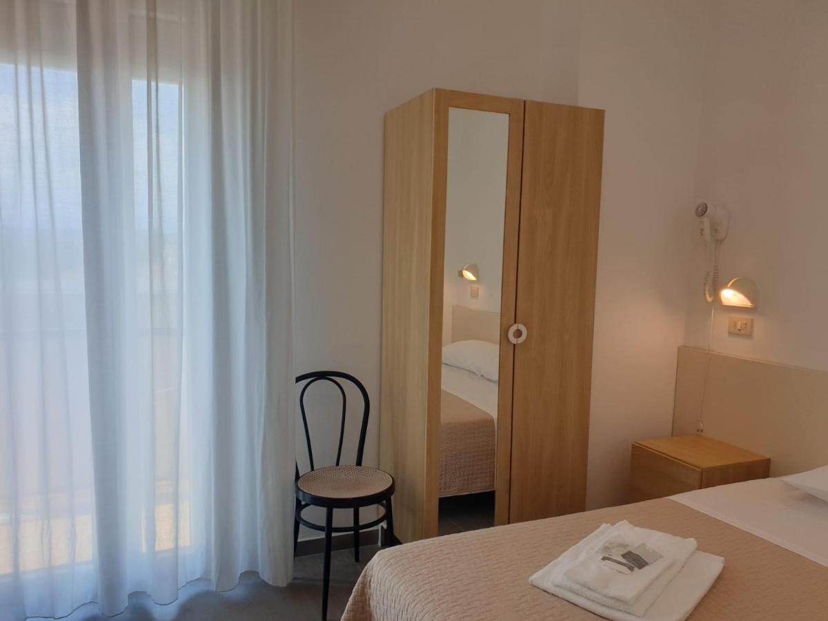Hotel Baden Baden Rimini Eksteriør bilde
